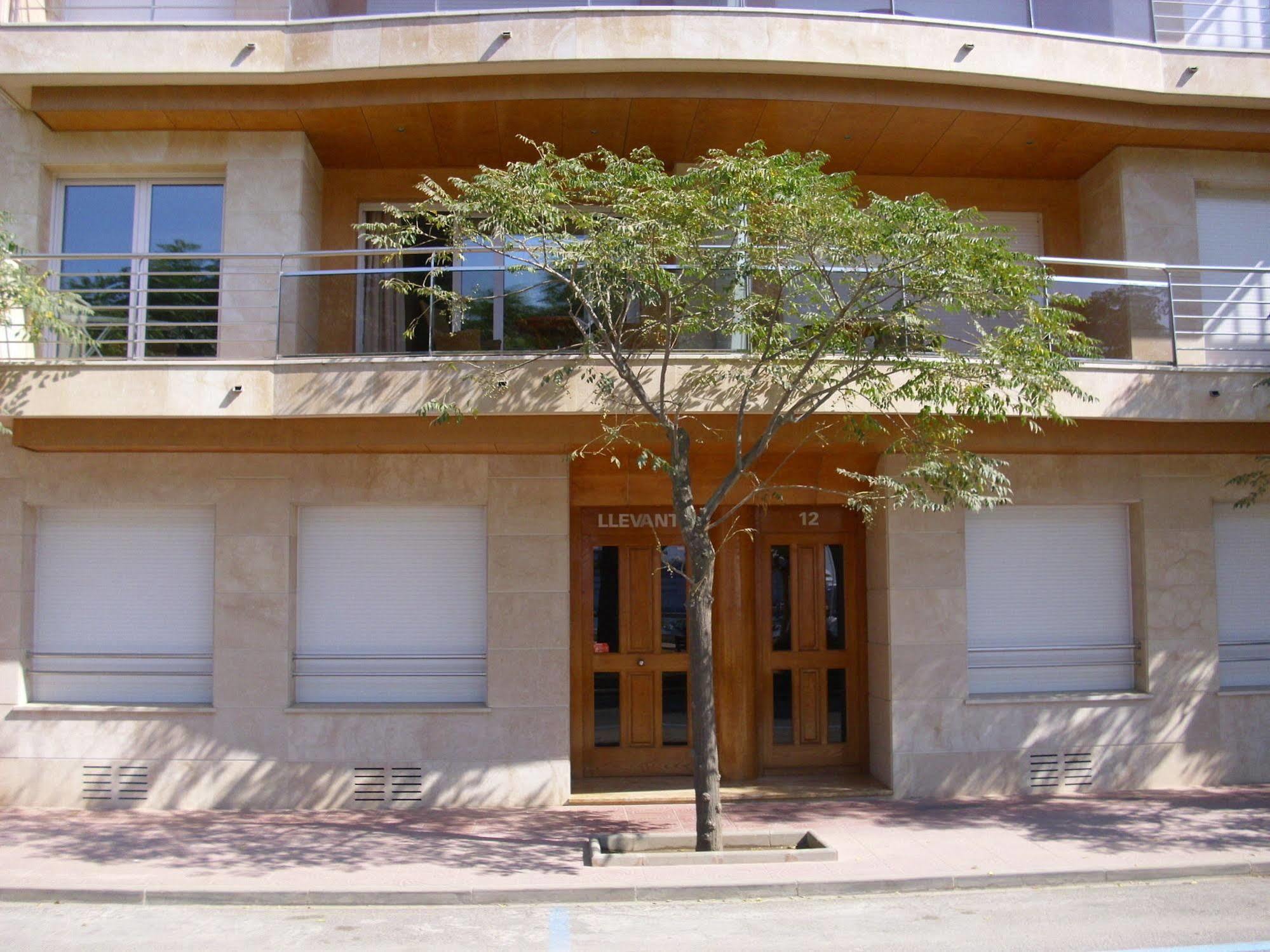 Edifici Llevant I Ponent Palamós Exterior foto